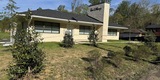 Good Neighbors Committee mulching project with Foothills Housing