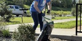 Good Neighbors Committee mulching project with Foothills Housing