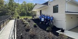 Good Neighbors Committee mulching project with Foothills Housing