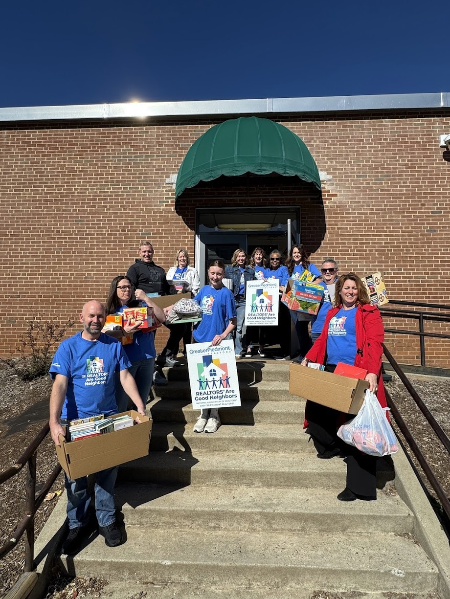 Good Neighbors Committee visits the Madison Boys & Girls Club